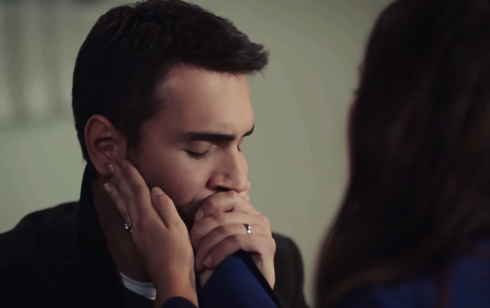 Neftah: Sevdaya Ayrılık Dokunur mu?