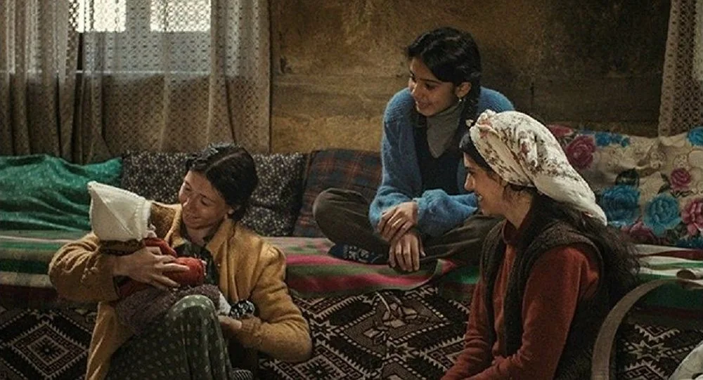 Kız Kardeşler Filminin Afişi Yayınlandı!