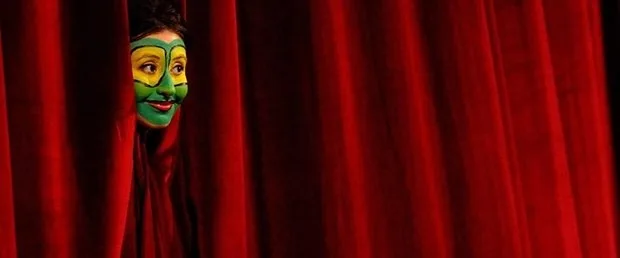 İzmir Tiyatro Günleri Başlıyor!