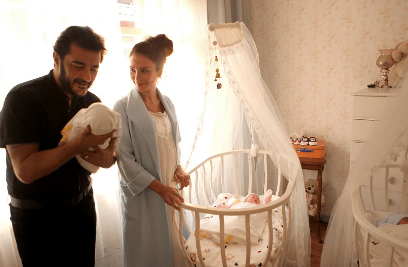 Bir Aile Hikayesi Dizisinin 1.Bölümüne Seyirci Ne Dedi?