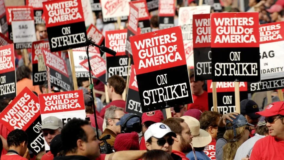 Hollywood’daki Senaristlerin Mücadelesi Devam Ediyor!
