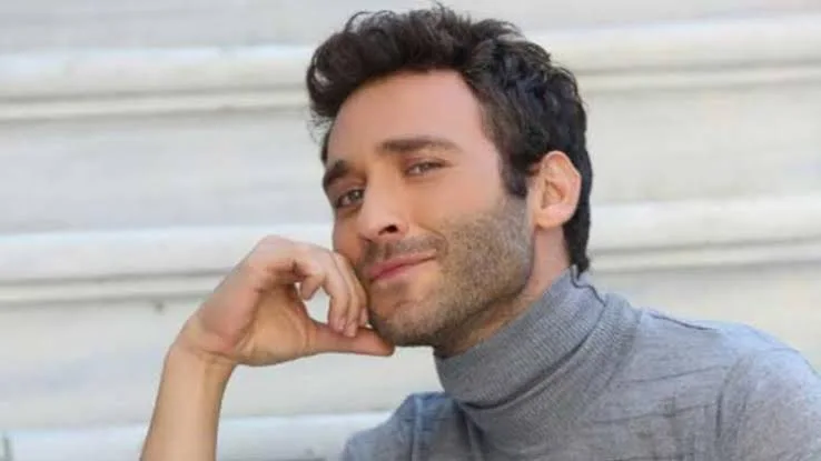 Seçkin Özdemir, Sevgili Geçmiş Dizisi İle Geliyor!